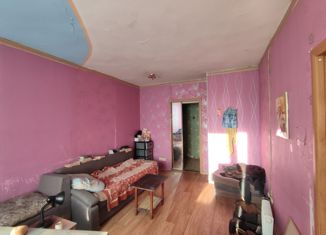 Продается трехкомнатная квартира, 60 м2, Канск, Больничный переулок, 2