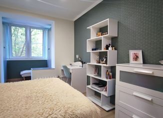 Продам 4-ком. квартиру, 63.3 м2, Москва, Матвеевская улица, 42к4, район Очаково-Матвеевское