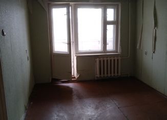 Продаю 1-комнатную квартиру, 33.8 м2, Тутаев, Советская улица, 4
