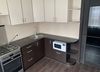 Продается однокомнатная квартира, 34.2 м2, поселок городского типа Кугеси, Советская улица, 84