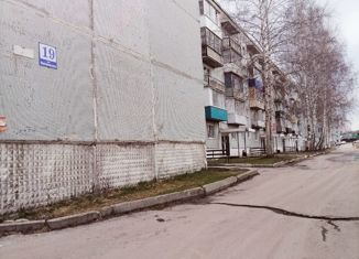 Продажа двухкомнатной квартиры, 52 м2, Кемеровская область, Комсомольская улица, 19