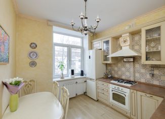 Продаю 3-ком. квартиру, 92 м2, Москва, 8-я улица Текстильщиков, 15, метро Текстильщики