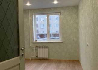 Продается однокомнатная квартира, 18 м2, Екатеринбург, улица 40-летия Комсомола, 32к2, улица 40-летия Комсомола