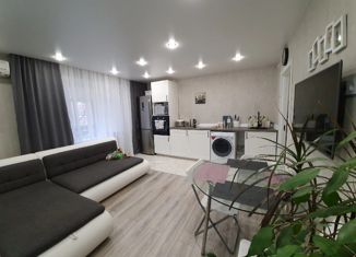 Продам 2-ком. квартиру, 65 м2, Краснодар, улица Академика Пустовойта, 8, Школьный микрорайон