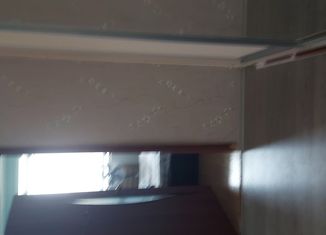 Продаю 4-комнатную квартиру, 60 м2, Верещагино, Парковая улица, 4