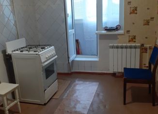 Продаю 1-ком. квартиру, 42 м2, Железноводск, Октябрьская улица, 96