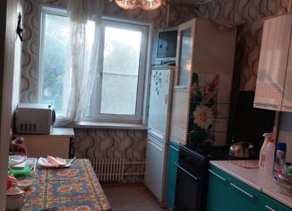 Продажа 3-ком. квартиры, 65 м2, Волгоград, улица 8-й Воздушной Армии, 31, район Семь Ветров