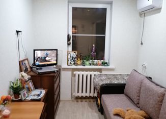 Продаю комнату, 57 м2, Волгоград, улица Героев Малой Земли, 33