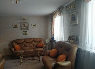 Продаю 5-комнатную квартиру, 130 м2, Братск, улица Гагарина, 97