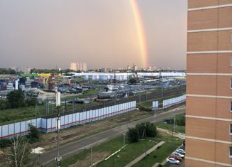 Продаю двухкомнатную квартиру, 56.32 м2, Щербинка, квартал Южный, 1