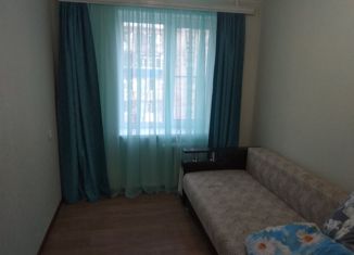 Продам 2-ком. квартиру, 22.6 м2, Белая Калитва, улица Калинина, 22