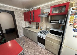 Продается двухкомнатная квартира, 51.7 м2, Кольчугино, улица Веденеева, 2А