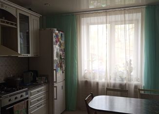 Продается двухкомнатная квартира, 42.2 м2, Екатеринбург, проспект Космонавтов, 57
