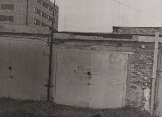 Продаю гараж, 14 м2, Каменск-Шахтинский, улица Луначарского, 5