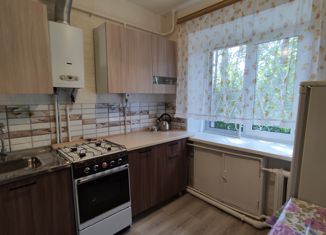 3-ком. квартира в аренду, 48 м2, Отрадное, улица Зарубина, 21