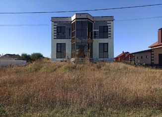 Продается дом, 200 м2, село Севрюково, улица Лупандина