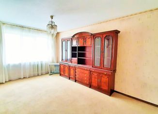 Продаю четырехкомнатную квартиру, 94.3 м2, Гай, улица Декабристов, 6