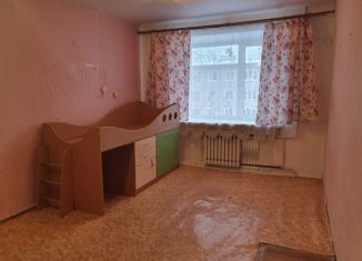 Продаю комнату, 40 м2, поселок Майский, Центральная улица, 12