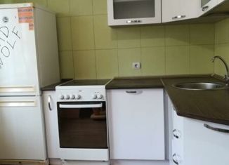 Сдаю однокомнатную квартиру, 34 м2, Екатеринбург, улица Красина, 6, улица Красина