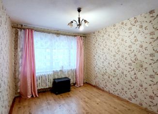 Продажа 2-комнатной квартиры, 53.3 м2, Великие Луки, переулок Некрасова, 6