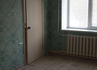 Продается 3-комнатная квартира, 38 м2, Мелеуз, улица Ленина, 76