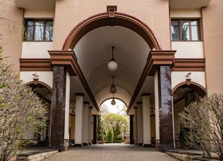 Трехкомнатная квартира на продажу, 139 м2, Санкт-Петербург, Большая Озёрная улица, 77, Большая Озёрная улица