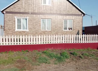 Продаю дом, 78.9 м2, село Новотроицк, Центральная улица, 11