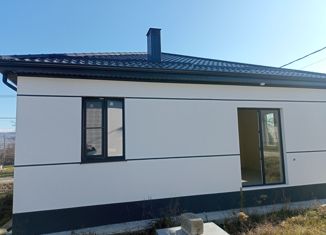 2-ком. квартира на продажу, 85 м2, станица Натухаевская, улица Хлеборобов, 21Б