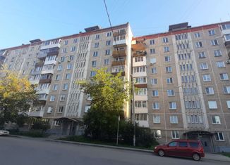 Продается 3-ком. квартира, 60.5 м2, Пермский край, улица Коминтерна, 30