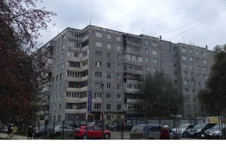 Продается 1-комнатная квартира, 14 м2, Челябинск, улица Братьев Кашириных, 105А, Калининский район