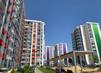 Продам 1-ком. квартиру, 40 м2, посёлок городского типа Сириус, улица Акаций, 34к3