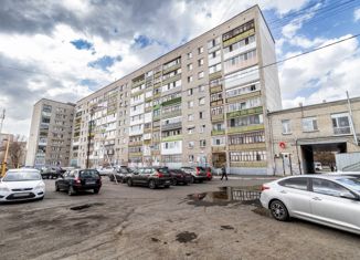 Продам 4-комнатную квартиру, 75 м2, Курган, проспект Конституции, 62, жилой район Энергетики