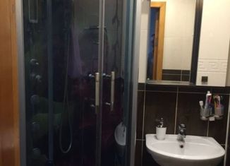 Продается 4-комнатная квартира, 76 м2, Салават, улица 30 лет Победы, 14А