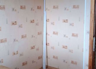 Продаю 3-ком. квартиру, 65.8 м2, Боровичи, микрорайон Раздолье 1-е, 20