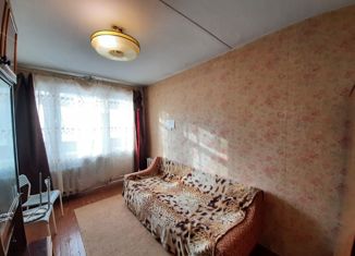 Продается 4-комнатная квартира, 61.8 м2, Екатеринбург, Ленинский район, улица Громова, 144