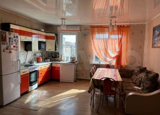 Продаю дом, 158 м2, рабочий посёлок Крутинка, улица Кунгурова, 4А