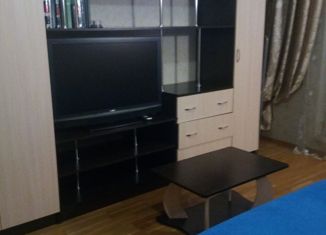 Сдается однокомнатная квартира, 38 м2, Москва, улица Богданова, 2к1, улица Богданова