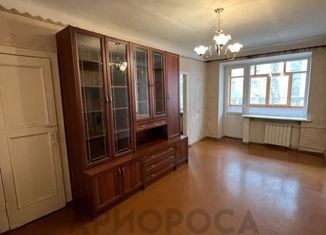 Продам 2-комнатную квартиру, 41.5 м2, Волгоград, Коммунистическая улица, 34
