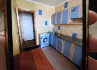 Продам 4-ком. квартиру, 76.7 м2, Минеральные Воды, улица Анджиевского, 140