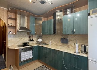 Продажа 2-комнатной квартиры, 53.3 м2, Москва, Можайское шоссе, 17, станция Рабочий Посёлок