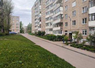 Продается 2-ком. квартира, 50 м2, Кострома, Заволжский район, микрорайон Паново, 24