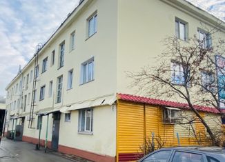 Продаю 2-ком. квартиру, 31.2 м2, Полысаево, улица Космонавтов, 82
