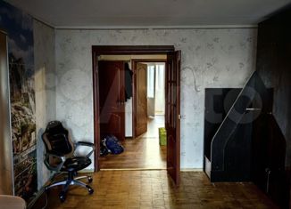 Продаю четырехкомнатную квартиру, 77 м2, Ленинградская область, Молодёжная улица, 33