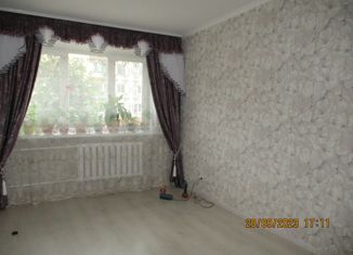 Продается двухкомнатная квартира, 44.6 м2, Сланцы, улица Кирова, 44