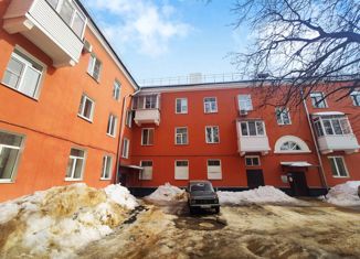 Продам трехкомнатную квартиру, 78 м2, Новомосковск, улица Шахтёров, 40