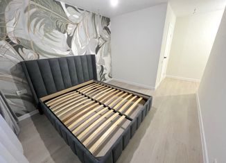 Продажа двухкомнатной квартиры, 50.1 м2, Москва, улица Генерала Антонова, 1, улица Генерала Антонова