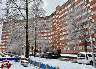 Продам трехкомнатную квартиру, 60.4 м2, Красное Село, улица Спирина, 2к1