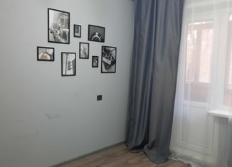 Продам 2-ком. квартиру, 50 м2, Данков, улица Мичурина, 5