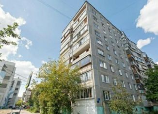 Продаю 3-ком. квартиру, 18 м2, Челябинск, улица Захаренко, 5, Курчатовский район