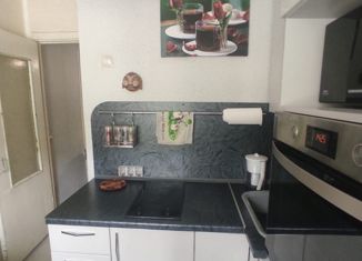 Сдаю в аренду 2-ком. квартиру, 44 м2, Бердск, улица Ленина, 85